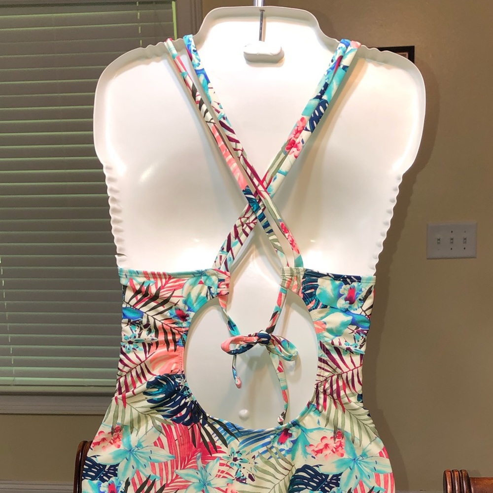 👙🌞New Tropical 🏝Print 1pc Swim 🏊♀️Suit - Picture 6 of 8
